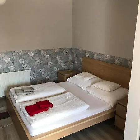 Hunyadi Panzio-apartman Apartment Mako
