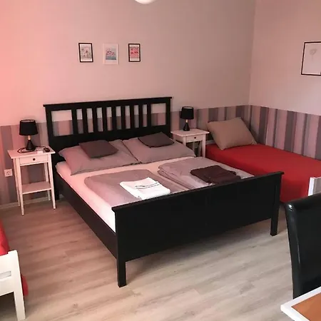 Hunyadi Panzio-apartman Appartement *