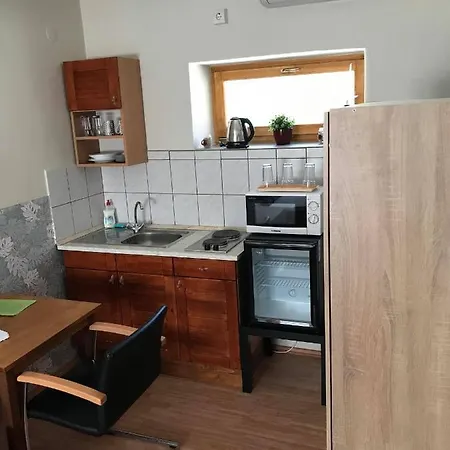 Hunyadi Panzio-apartman *