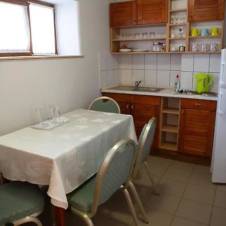 Hunyadi Panzio-apartman Lägenhet *