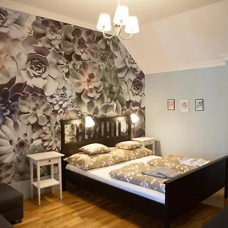 Hunyadi Panzio-apartman Apartment *
