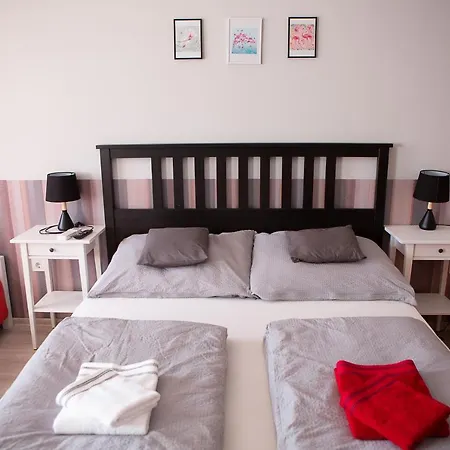 Hunyadi Panzio-apartman * Makó