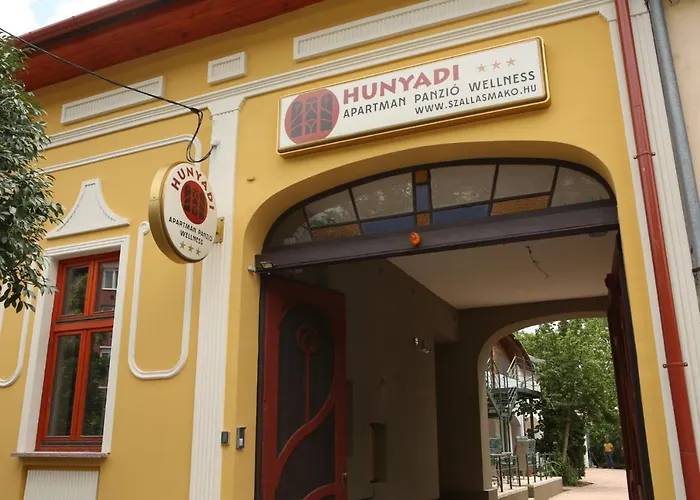 Hunyadi Panzio-apartman Makó