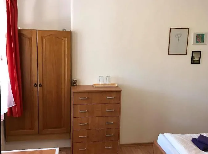 Hunyadi Panzio-apartman דירה *