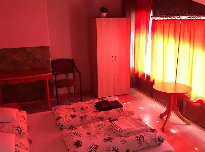 דירה Hunyadi Panzio-apartman